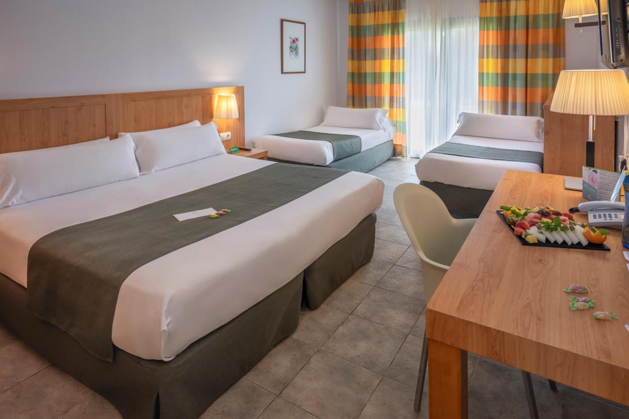 Vilar Rural De Sant Hilari Sacalm By Serhs Hotels 객실 사진